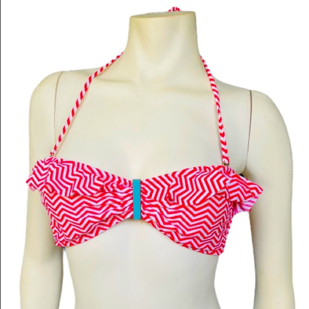 Xhilaration Women’s Ruffle Bikini Top